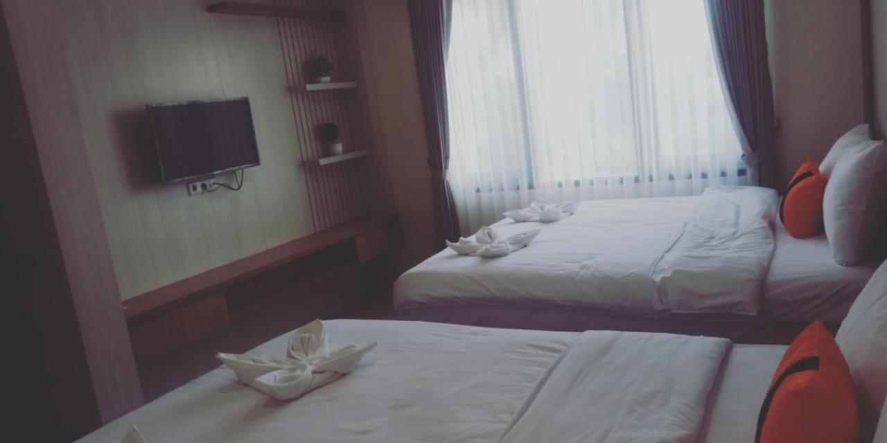 Long Beach Hotel Пангандаран Екстер'єр фото
